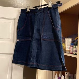 Roxy knee length jean skirt - size 9
